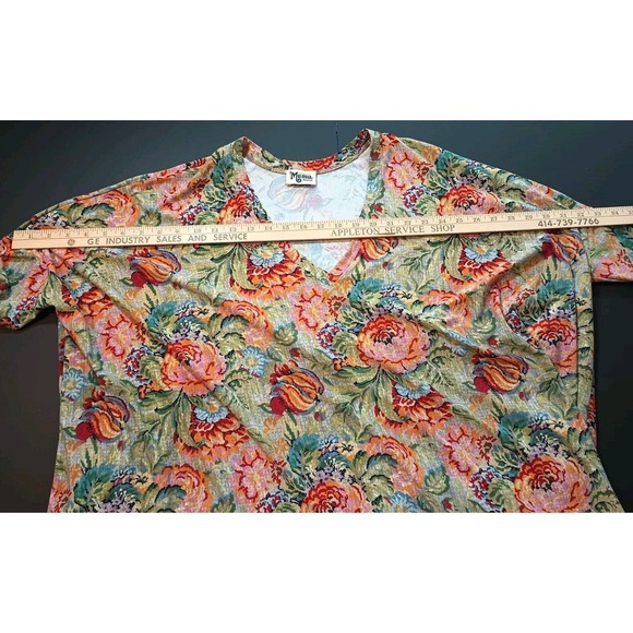 Show Me Your Mumu Skylar Slouch OVERSIZE Fresh Floral Top - Medium - Picture 8 of 10
